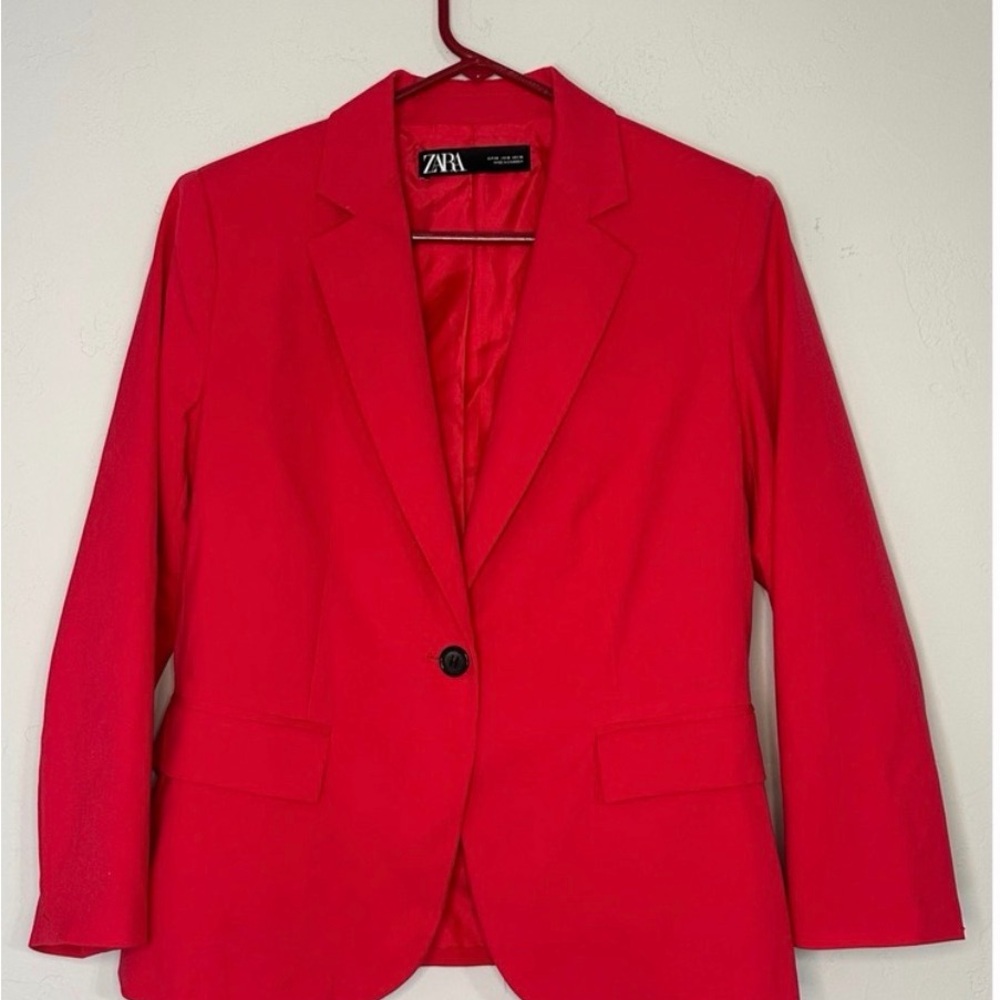 Zara Women's Bold Red Suit Jacket